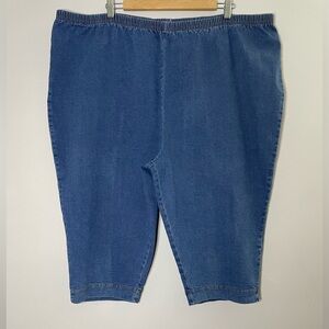 Cervelle Vintage Elastic Waist Denim Capri Pants